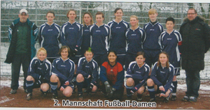 Oben von links: G. Adelbert, M. Oesterheld , S. Tschierske, S. Bruns, L. Woiczik B. Islami, S. Kmieciak, M. Burdeßa, H. Kammann. Hockend von links: A. Lübeck, A. Andre, M. Mayer, M. Kocabey, R. Ankler, L. Kraska Es fehlen: L. Küpper, 5. Böhme, J. Wälter