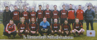 Stehend von links: Christian Wentzler, Bastian Wern-scheid, Sven Schmidt, Christian Kensy, Ilker Karakök, Christian, Littek, Franco Travato, Dominik Minnebusch, Trainer Hajo Heer-mann, Trainer Dave Hendann, Betreuer Hannes Schlüter. Hockend von links: Andreas Czedzak, Julien Jero-schewski, Andreas Rudwilleit, Kai Kretschmer, Sebastian Strick, Emin Isbilen, Basti Neumärker